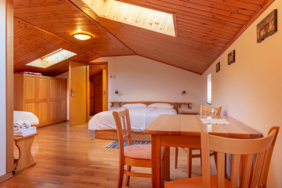 Villa Tourist Farm Skerlj Dutovlje Exterior foto